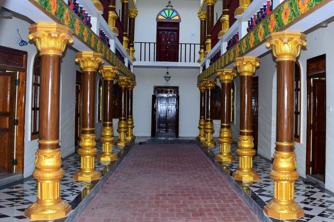 Chettinad Manor Hotel Kanadukattan Ngoại thất bức ảnh